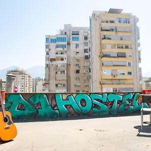  Hostal D1